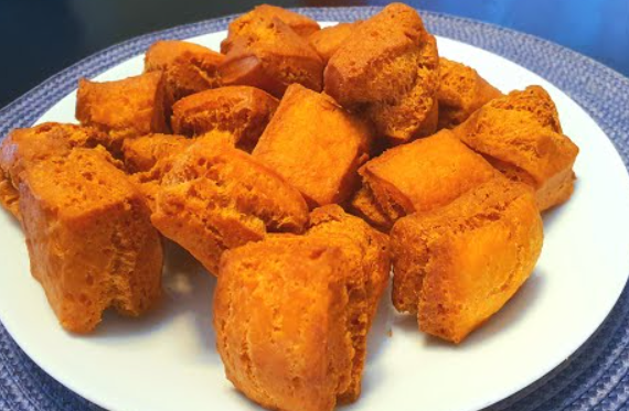 Jinsi ya kupika keki kwenye jiko la gesi