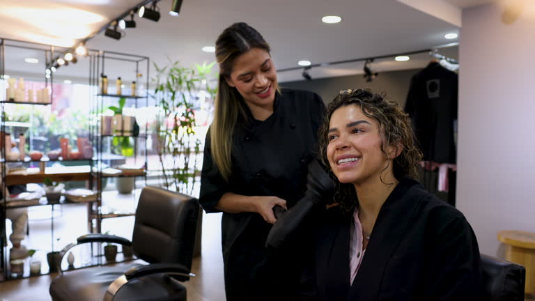 Jinsi ya kuboresha huduma kwa wateja saluni