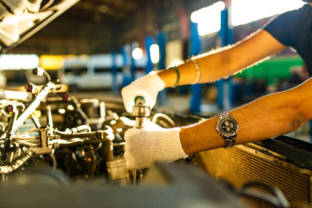 Kazi Dubai kwa mafundi (umeme, welder, mechanic)